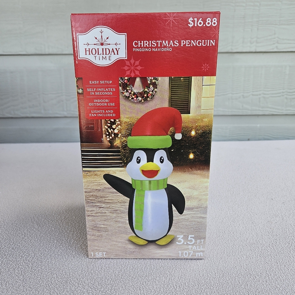 Holiday Living Airblown Inflatable Christmas Penguin 3.5ft LED Santa Hat Scarf